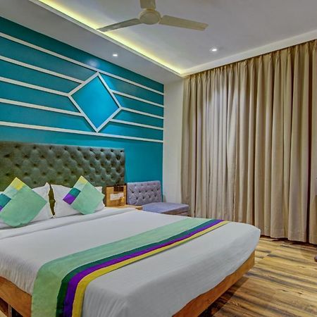 Treebo Prince Andheri East Mumbai  Buitenkant foto